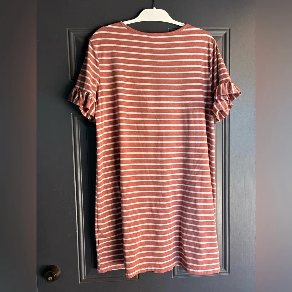 H&M Striped Babydoll Ruffle Sleeve Casual Tee Dress in Red and White L - Picture 4 of 4